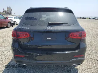 2020 Mercedes-Benz GLC 300 with VIN WDC0G8DB7LF741618, listed as a Copart auction lot 60753135 with 59,720 mi miles and Salvage title. Bid and sale history available at DreamBid. Image 6.