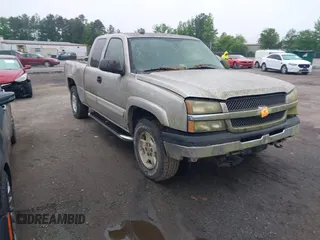 2005 Chevrolet Silverado 1500 Z71 with VIN 1GCEK19B25E325317, listed as a IAAI auction lot 42195743 with 253,221 mi miles and . Bid and sale history available at DreamBid. Image 1.