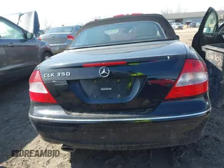 2008 Mercedes-Benz CLK 350 z VIN WDBTK56F98T097935, wystawiony jako IAAI lot #41764830 z przebiegiem 172 451 mil mil oraz . Historia ofert i sprzedaży dostępna na DreamBid. Obrazek 16.