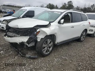 2014 Nissan Pathfinder SV with VIN 5N1AR2MM1EC640920, listed as a Copart auction lot 42110905 with 0 mi miles and Salvage Title. Bid and sale history available at carsss.com. Image 1.