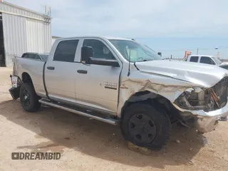 2015 Ram 2500 Tradesman с VIN 3C6UR5CL6FG513999, выставлен на аукционе IAAI как лот 42259171 с пробегом 265 657 миль миль и . История ставок и продаж доступна на DreamBid. Изображение 6.