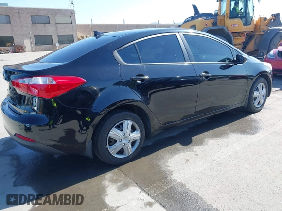 2014 Kia Forte LX with VIN KNAFK4A60E5245046, listed as a IAAI auction lot 41775035 with 203,001 mi miles. Bid and sale history available at carsss.com. Image 4.