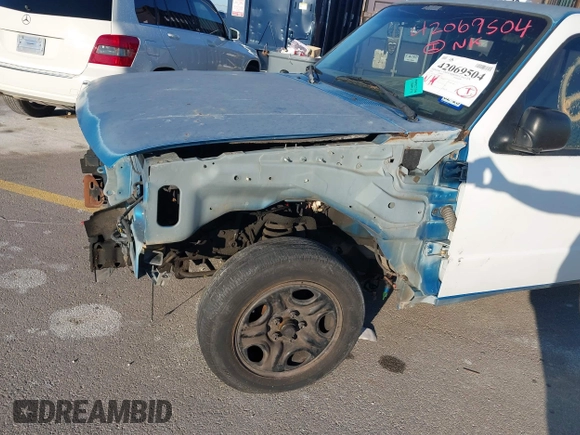 1995 Ford Ranger Splash with VIN 1FTCR14X1SPB04913, listed as a IAAI auction lot 42069504 with 300,301 mi miles and . Bid and sale history available at DreamBid. Image 6.