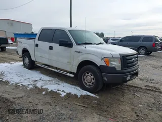 2012 Ford F-150 XL with VIN 1FTFW1ET4CFB80246, listed as a IAAI auction lot 41376198 with 286,857 mi miles. Bid and sale history available at carsss.com. Image 1.