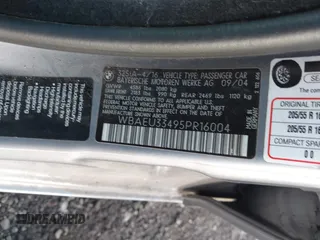 2005 BMW 3 Series 325xi with VIN WBAEU33495PR16004, listed as a IAAI auction lot 41927931 with 999,999 mi miles. Bid and sale history available at carsss.com. Image 9.