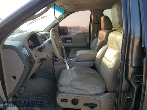 2008 Ford F-150 XLT с VIN 1FTPW14VX8FC06282, выставлен на аукционе Copart как лот 75714604 с пробегом 234 227 миль миль и Списание • Salvage title. История ставок и продаж доступна на DreamBid. Изображение 7.