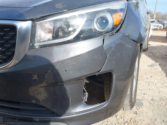 2016 Kia Sedona EX with VIN KNDMC5C10G6137795, listed as a IAAI auction lot 41015257 with 114,347 mi miles. Bid and sale history available at carsss.com. Image 21.