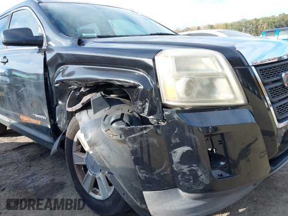 2010 GMC Terrain SLE-1 with VIN 2CTALBEW3A6258966, listed as a IAAI auction lot 40808193 with 208,920 mi miles. Bid and sale history available at carsss.com. Image 6.