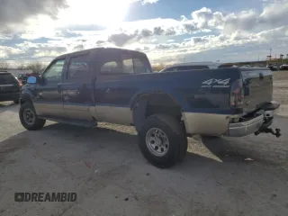 2001 Ford Super Duty F-250 XL with VIN 1FTNW21S71EB38509, listed as a Copart auction lot 81579944 with 204,707 mi miles and Salvage Title. Bid and sale history available at carsss.com. Image 2.