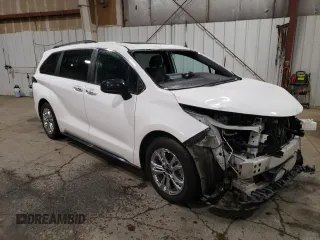 2023 Toyota Sienna XSE with VIN 5TDXSKFC4PS077466, listed as a Copart auction lot 88633535 with 0 mi miles and Salvage Title. Bid and sale history available at carsss.com. Image 4.
