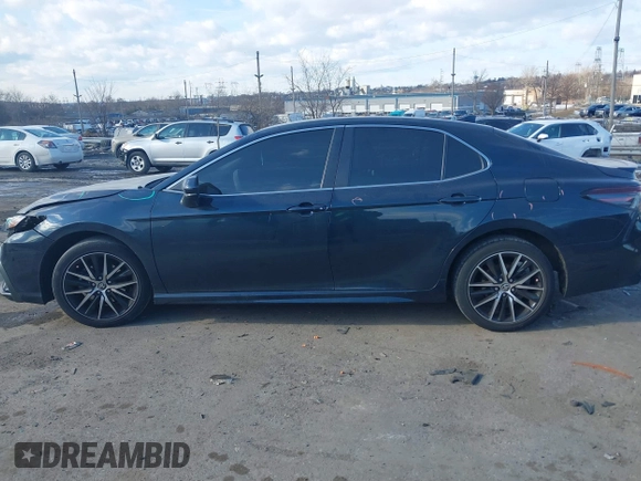 2021 Toyota Camry SE Nightshade with VIN 4T1G11AK8MU527456, listed as a IAAI auction lot 41422590 with 86,927 mi miles and . Bid and sale history available at DreamBid. Image 14.