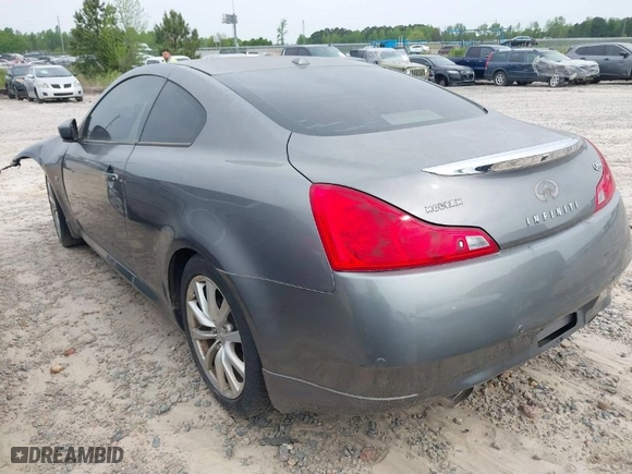 2014 Infiniti Q60 Coupe Journey with VIN JN1CV6EK8EM113564, listed as a IAAI auction lot 41843903 with 113,891 mi miles. Bid and sale history available at carsss.com. Image 3.