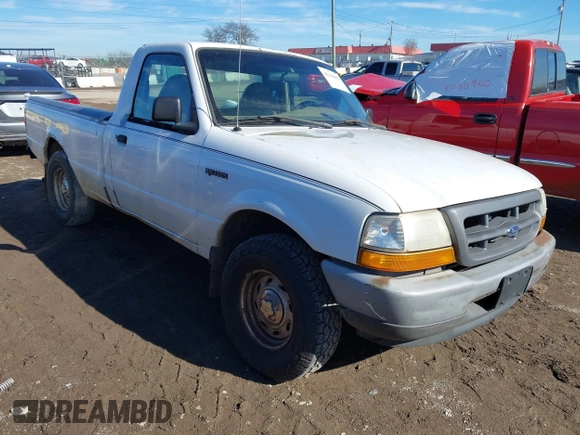 2000 Ford Ranger XL with VIN 1FTYR10V7YPA13552, listed as a IAAI auction lot 41344663 with 139,724 mi miles. Bid and sale history available at carsss.com. Image 1.