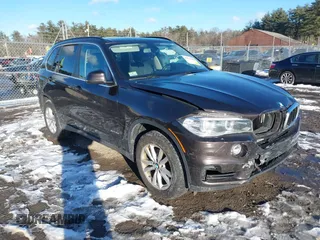 2015 BMW X5 xDrive35i z VIN 5UXKR0C58F0K60854, wystawiony jako IAAI lot #41415808 z przebiegiem 146 219 mil mil oraz . Historia ofert i sprzedaży dostępna na DreamBid. Obrazek 1.