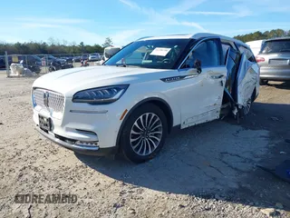 2020 Lincoln Aviator Reserve with VIN 5LM5J7WC5LGL36194, listed as a IAAI auction lot 41330730 with 110,660 mi miles and . Bid and sale history available at DreamBid. Image 17.