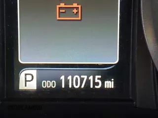 2017 Toyota Sienna XLE с VIN 5TDDZ3DC9HS159153, выставлен на аукционе IAAI как лот 41350390 с пробегом 110 715 миль миль и . История ставок и продаж доступна на DreamBid. Изображение 15.