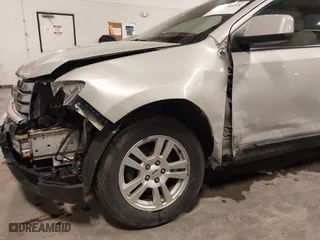 2007 Ford Edge SEL with VIN 2FMDK38C97BA78650, listed as a IAAI auction lot 41268455 with 256,178 mi miles. Bid and sale history available at carsss.com. Image 6.