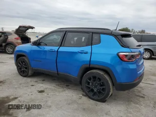 2022 Jeep Compass Altitude with VIN 3C4NJCBB8NT198162, listed as a Copart auction lot 88754355 with 50,397 mi miles and Salvage title. Bid and sale history available at DreamBid. Image 2.