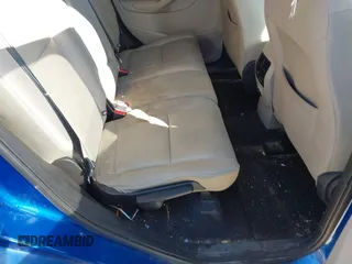 2019 Ford Escape SE z VIN 1FMCU9GD6KUA26821, wystawiony jako IAAI lot #41615726 z przebiegiem 98 071 mil mil oraz . Historia ofert i sprzedaży dostępna na DreamBid. Obrazek 8.