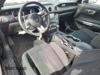 2022 Ford Mustang EcoBoost z VIN 1FA6P8TH6N5111321, wystawiony jako Copart lot #55021925 z przebiegiem 58 149 mil mil oraz Szkoda całkowita • Salvage title. Historia ofert i sprzedaży dostępna na DreamBid. Obrazek 8.