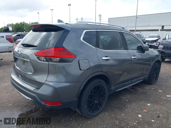 2017 Nissan Rogue SL with VIN 5N1AT2MT1HC741405, listed as a IAAI auction lot 42086933 with 153,918 mi miles and . Bid and sale history available at DreamBid. Image 4.