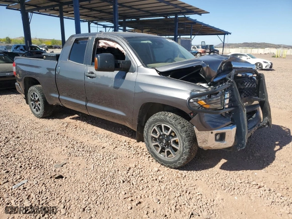 2020 Toyota Tundra 4WD SR with VIN 5TFUY5F17LX955641, listed as a Copart auction lot 52597675 with 75,362 mi miles and Salvage Title. Bid and sale history available at carsss.com. Image 4.
