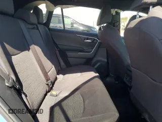 2023 Toyota RAV4 Hybrid SE z VIN JTM16RFV3PJ025313, wystawiony jako Copart lot #46288435 z przebiegiem 48 005 mil mil oraz Szkoda całkowita • Salvage title. Historia ofert i sprzedaży dostępna na DreamBid. Obrazek 10.