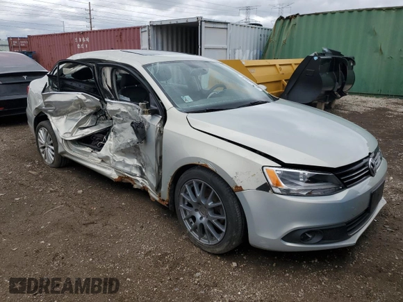 2011 Volkswagen Jetta SEL с VIN 3VWLZ7AJ9BM348461, выставлен на аукционе Copart как лот 53577715 с пробегом 90 591 миль миль и Списание • Salvage title. История ставок и продаж доступна на DreamBid. Изображение 4.