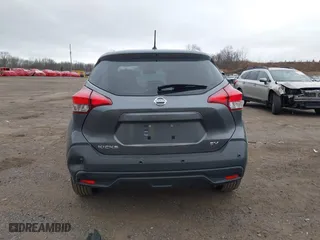 2020 Nissan Kicks SV with VIN 3N1CP5CV7LL525824, listed as a IAAI auction lot 41704814 with 79,647 mi miles. Bid and sale history available at carsss.com. Image 17.