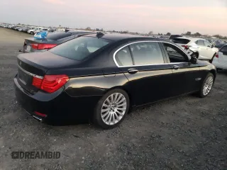 2012 BMW 7 Series with VIN WBAKX8C52CC198431, listed as a Copart auction lot 87894075 with 72,818 mi miles and Clean title. Bid and sale history available at DreamBid. Image 3.