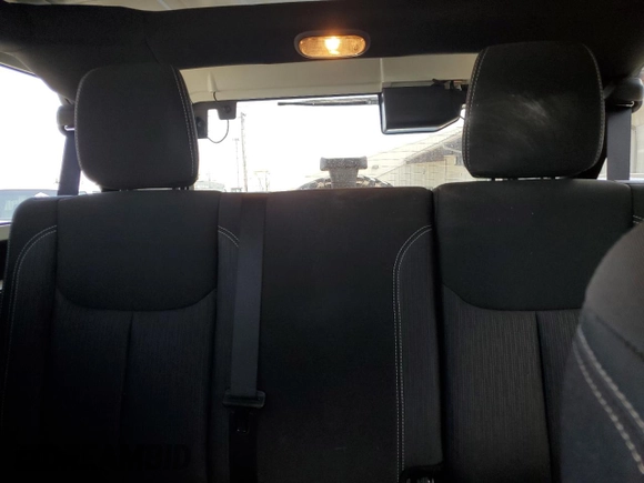2015 Jeep Wrangler Unlimited Rubicon with VIN 1C4BJWFGXFL752602, listed as a Copart auction lot 54102395 with 26,466 mi miles and Salvage title. Bid and sale history available at DreamBid. Image 10.