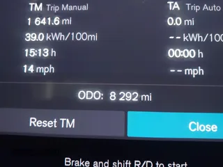 2023 Volvo XC40 Ultimate с VIN YV4ED3UM9P2090415, выставлен на аукционе IAAI как лот 41138900 с пробегом 8 292 миль миль и . История ставок и продаж доступна на DreamBid. Изображение 7.