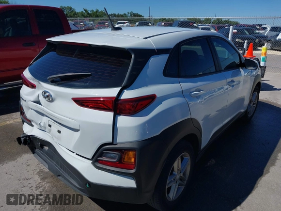 2020 Hyundai Kona SE with VIN KM8K12AA7LU424244, listed as a IAAI auction lot 42081675 with 35,251 mi miles. Bid and sale history available at carsss.com. Image 4.