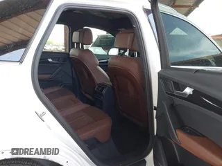 2018 Audi Q5 Premium Plus with VIN WA1BNAFY2J2218812, listed as a IAAI auction lot 41966425 with 67,530 mi miles. Bid and sale history available at carsss.com. Image 8.