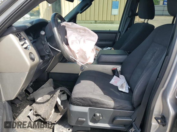 2015 Ford Expedition XLT z VIN 1FMJU1JT3FEF23785, wystawiony jako Copart lot #55993495 z przebiegiem Nie podano mil oraz Szkoda całkowita • Salvage title. Historia ofert i sprzedaży dostępna na DreamBid. Obrazek 7.