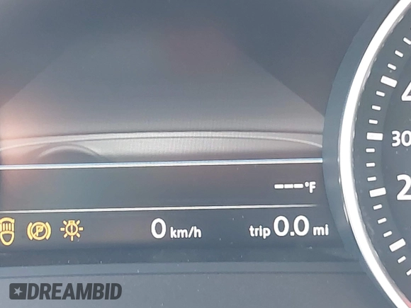 2016 Volkswagen Touareg Sport with VIN WVGEF9BP7GD010252, listed as a IAAI auction lot 42465165 with Not provided miles and . Bid and sale history available at DreamBid. Image 16.