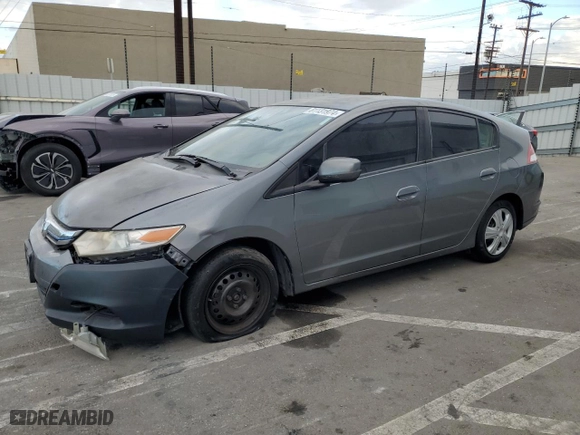 2012 Honda Insight LX with VIN JHMZE2H59CS004561, listed as a Copart auction lot 81131974 with 137,721 mi miles and Salvage Title. Bid and sale history available at carsss.com. Image 1.