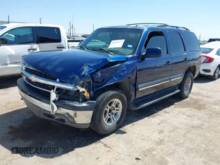 2002 Chevrolet Tahoe LT with VIN 1GNEC13Z52R257092, listed as a IAAI auction lot 41894646 with 333,103 mi miles. Bid and sale history available at carsss.com. Image 2.