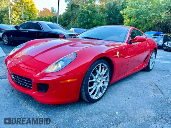 2007 Ferrari 599 z VIN ZFFFC60A870153007, wystawiony jako Copart lot #87106644 z przebiegiem 13 264 mil mil oraz Czysty tytuł • Clean title. Historia ofert i sprzedaży dostępna na DreamBid. Obrazek 2.