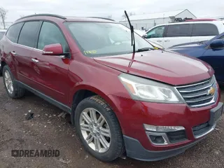 2015 Chevrolet Traverse LT with VIN 1GNKRGKD4FJ349227, listed as a IAAI auction lot 41929895 with 188,377 mi miles. Bid and sale history available at carsss.com. Image 1.