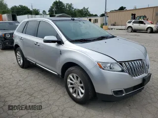 2014 Lincoln MKX with VIN 2LMDJ6JK4EBL05749, listed as a Copart auction lot 61123624 with 172,912 mi miles and Salvage Title. Bid and sale history available at carsss.com. Image 4.