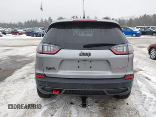 2019 Jeep Cherokee Trailhawk z VIN 1C4PJMBX2KD298169, wystawiony jako IAAI lot #41412123 z przebiegiem 63 214 mil mil oraz . Historia ofert i sprzedaży dostępna na DreamBid. Obrazek 16.