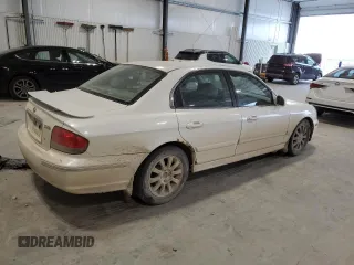 2002 Hyundai Sonata GLS with VIN KMHWF35H12A607526, listed as a Copart auction lot 83826114 with 149,277 mi miles and Clean Title. Bid and sale history available at carsss.com. Image 3.