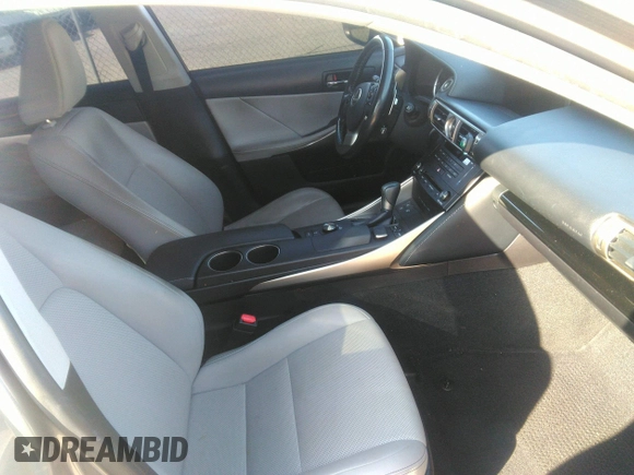 2016 Lexus IS 300/350 z VIN JTHCM1D2XG5012123, wystawiony jako IAAI lot #42148437 z przebiegiem 107 312 mil mil oraz . Historia ofert i sprzedaży dostępna na DreamBid. Obrazek 5.