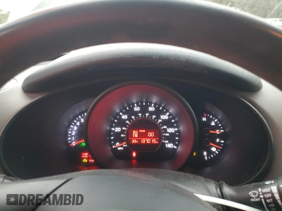 2016 Kia Soul with VIN KNDJN2A24G7300630, listed as a Copart auction lot 87965215 with 137,019 mi miles and Salvage Title. Bid and sale history available at carsss.com. Image 9.