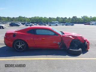 2014 Chevrolet Camaro LT z VIN 2G1FB1E33E9142247, wystawiony jako IAAI lot #42048227 z przebiegiem 195 227 mil mil oraz . Historia ofert i sprzedaży dostępna na DreamBid. Obrazek 13.