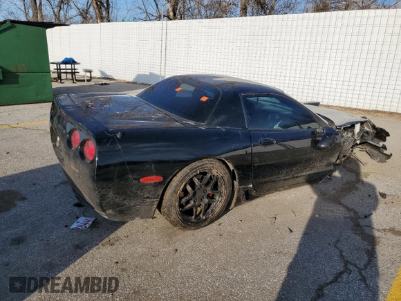 2001 Chevrolet Corvette Z06 with VIN 1G1YY12S115116644, listed as a Copart auction lot 84196744 with 0 mi miles and Salvage Title. Bid and sale history available at carsss.com. Image 3.