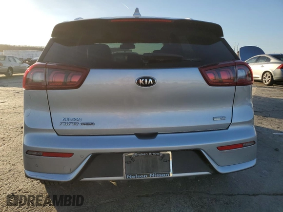 2019 Kia Niro Touring with VIN KNDCE3LC9K5215999, listed as a Copart auction lot 84847314 with 95,880 mi miles and Salvage Title. Bid and sale history available at carsss.com. Image 6.
