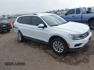 2019 Volkswagen Tiguan S z VIN 3VV1B7AX4KM177817, wystawiony jako IAAI lot #42336670 z przebiegiem 46 492 mil mil oraz . Historia ofert i sprzedaży dostępna na DreamBid. Obrazek 1.