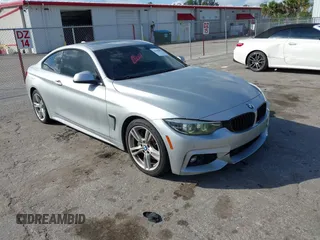 2019 BMW 4 Series 440i z VIN WBA4W7C52KAG52437, wystawiony jako IAAI lot #41508879 z przebiegiem 82 539 mil mil oraz . Historia ofert i sprzedaży dostępna na DreamBid. Obrazek 1.